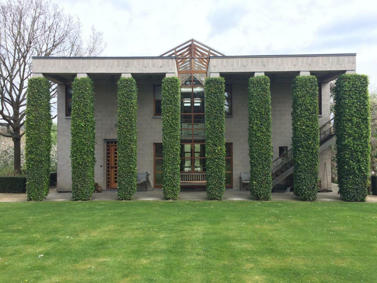 Le Jardin Des Sources Bed & Breakfast La Hulpe Exterior photo