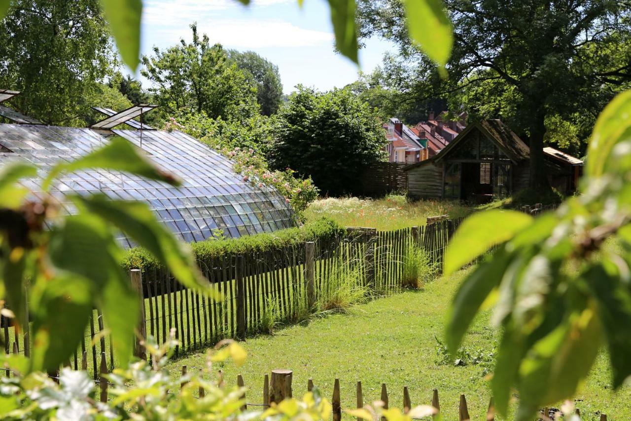 Le Jardin Des Sources Bed & Breakfast La Hulpe Exterior photo